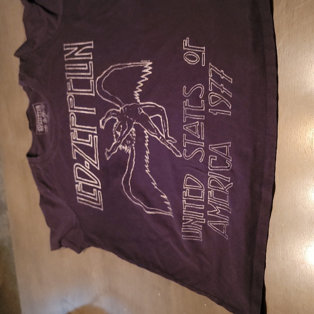 Led Zeppelin tshirt
